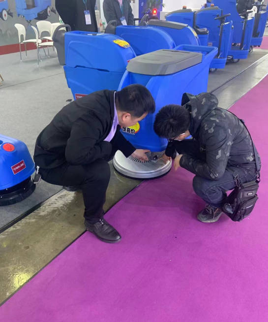 银川小型电动洗地机是否适合用于环卫保洁